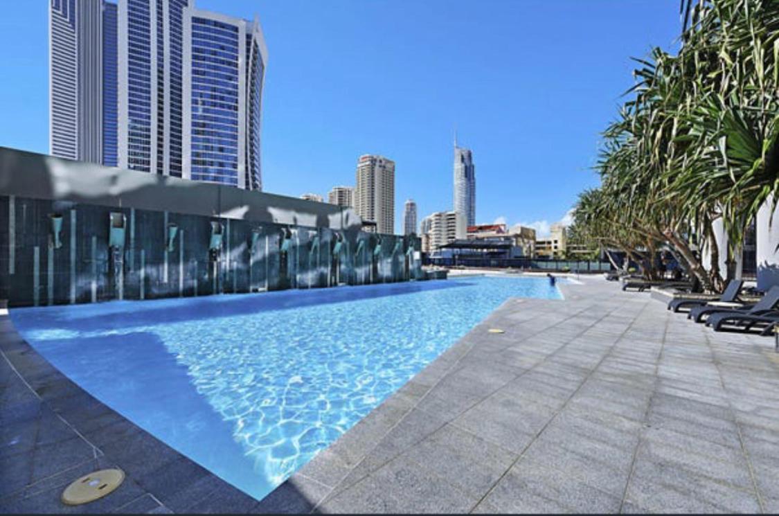 Circle On Cavill Sub Penthouse W/ 4 Bedrooms Gold Coast Eksteriør bilde